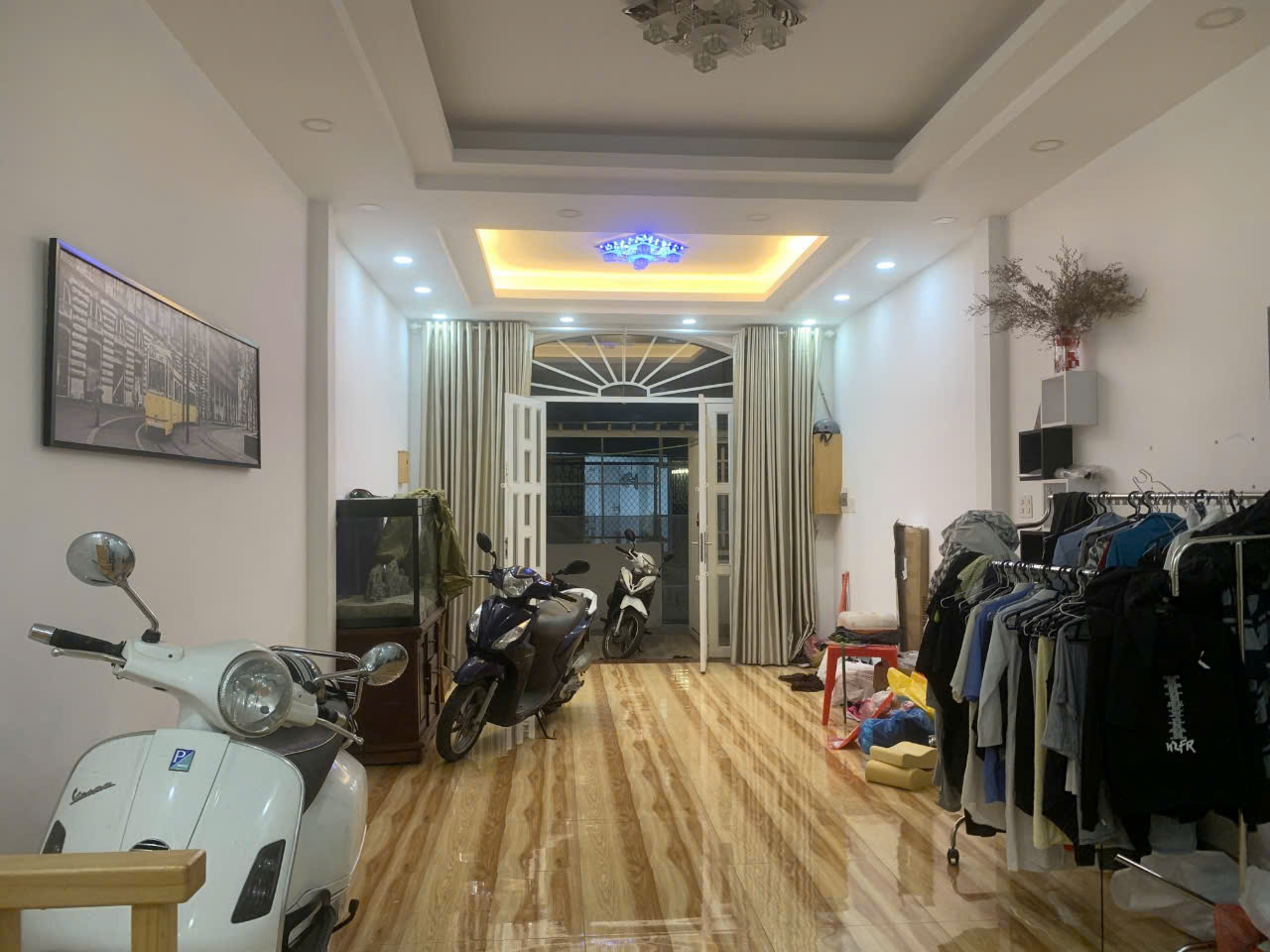 Hiếm Khu Bàu Cát - 4x18m -  2 tầng mới ở liền - View HXH Mặt Tiền - Ảnh 1